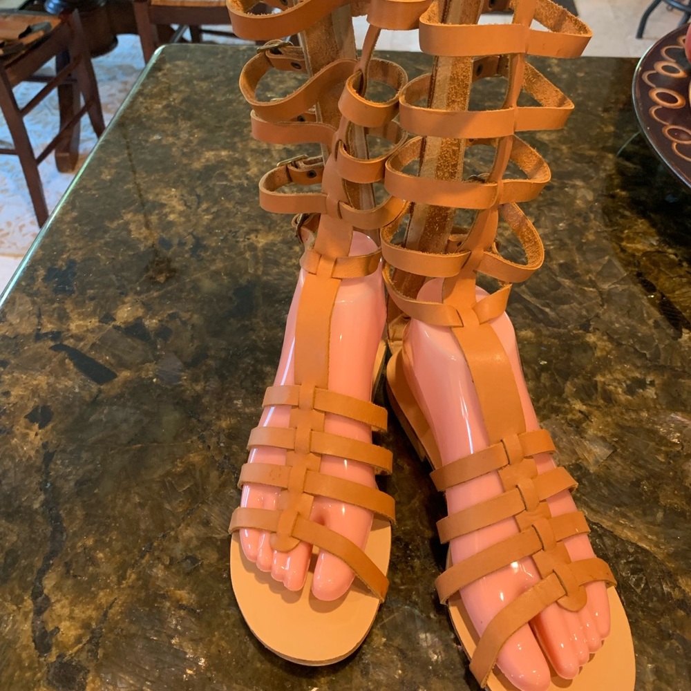 Women’s size 7 Modern Rebel gladiator genuine leather sandals